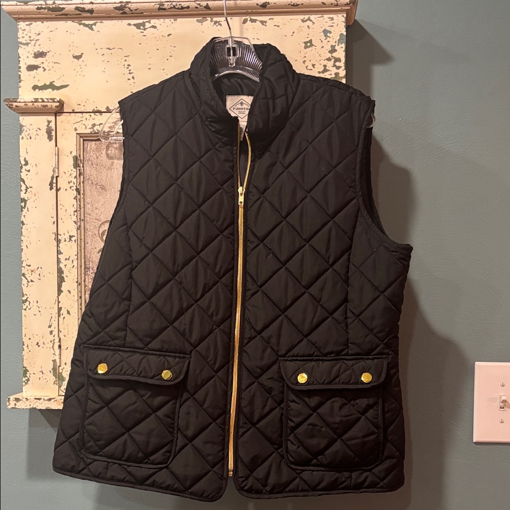 St. John's Bay Black Quilted Vest